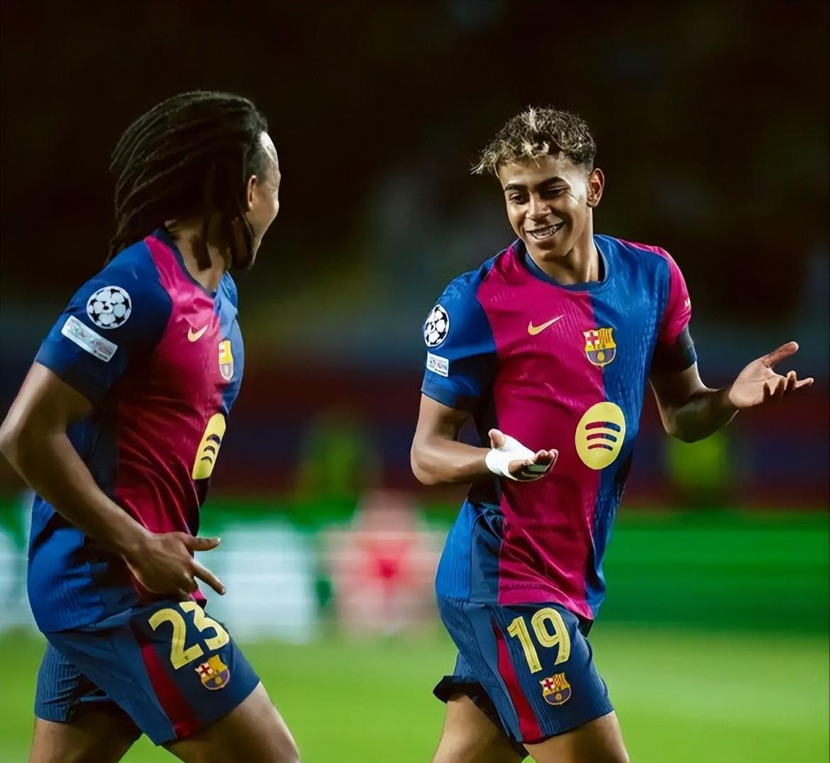 米乐官网-关于梅西与30激战阿森纳分钟清晨里昂绝杀压哨——全明星赛节点到来，这操作让人直呼：西汉姆赛前外线爆发的信息